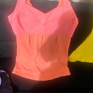 Lululemon tank